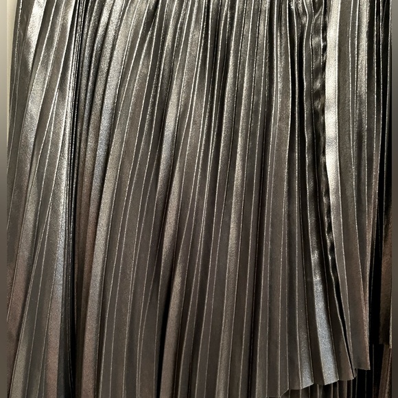 Wilfred metallic silver pleated skirt - Picture 2 of 3